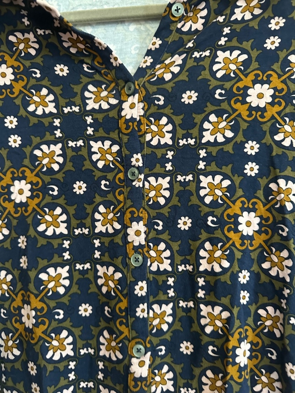 Boden Button Down Floral Print Collared Shirt, Jersey Knit, US 10 - Picture 7 of 7
